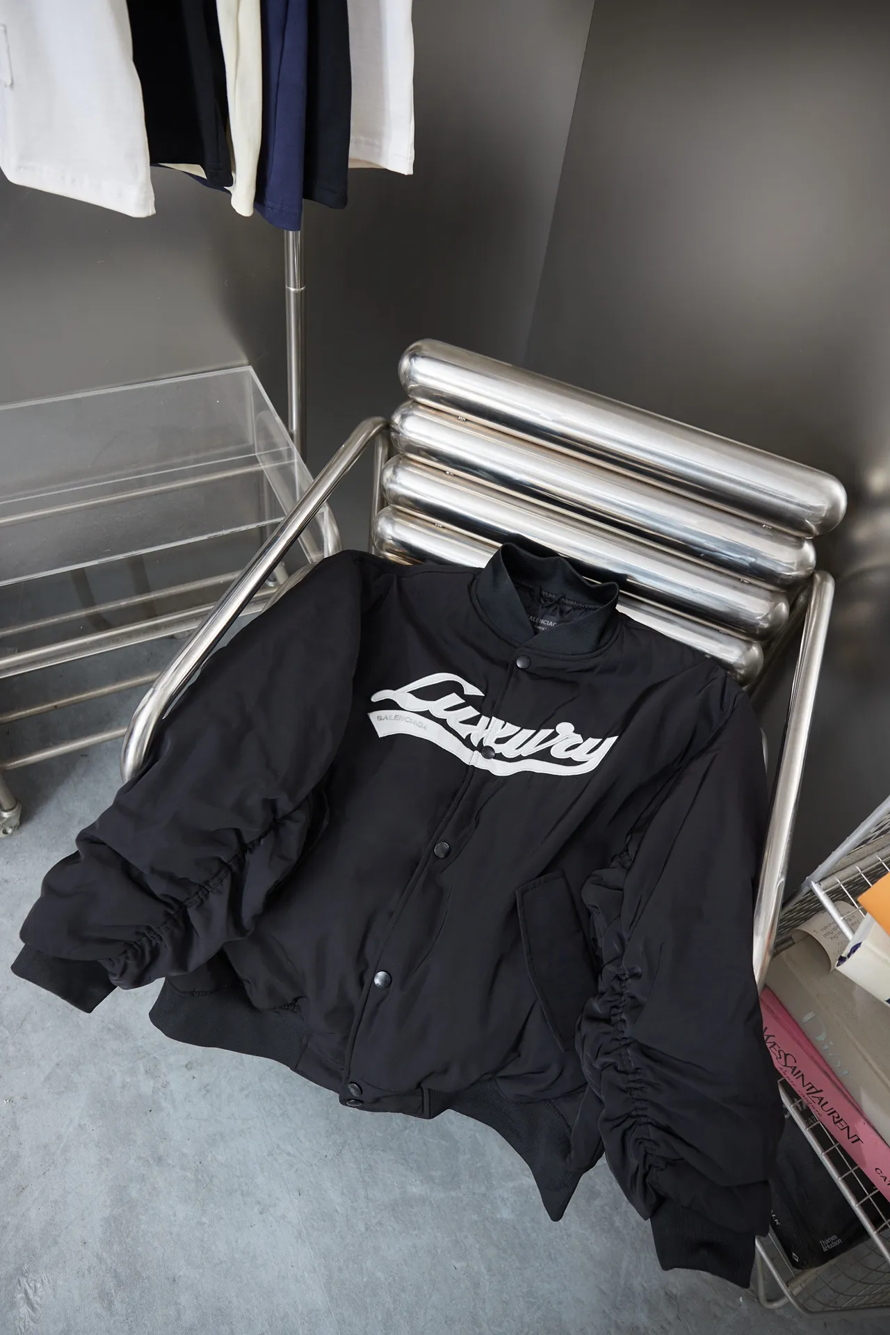 𝘽𝘼𝙇𝙀𝙉𝘾𝙄𝘼𝙂𝘼 BLCG 25FW Luxury · 100% · 50D · 800g · Classic Air Force · 3D · · · logo · ：Black Size：46/48/50/52